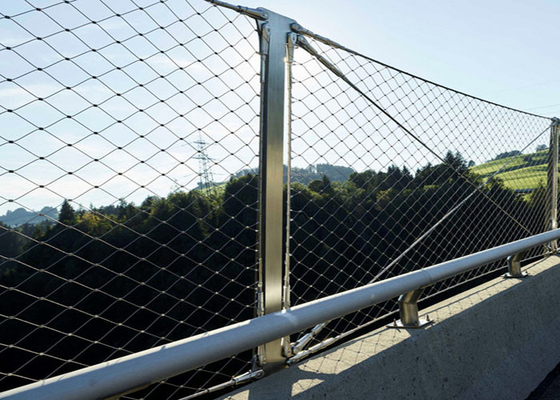 Özelleştirilmiş 2.0 Mm Korkuluk Kablo Mesh 80 * 80 Mm Delik